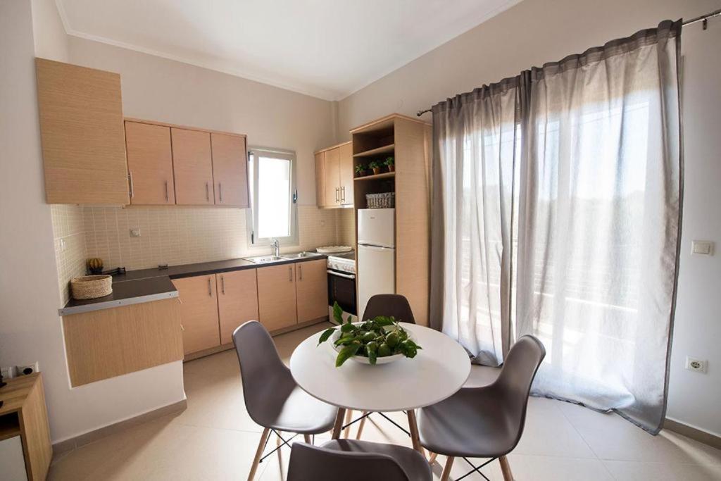 La Strada Apartment Lefkada City Екстер'єр фото